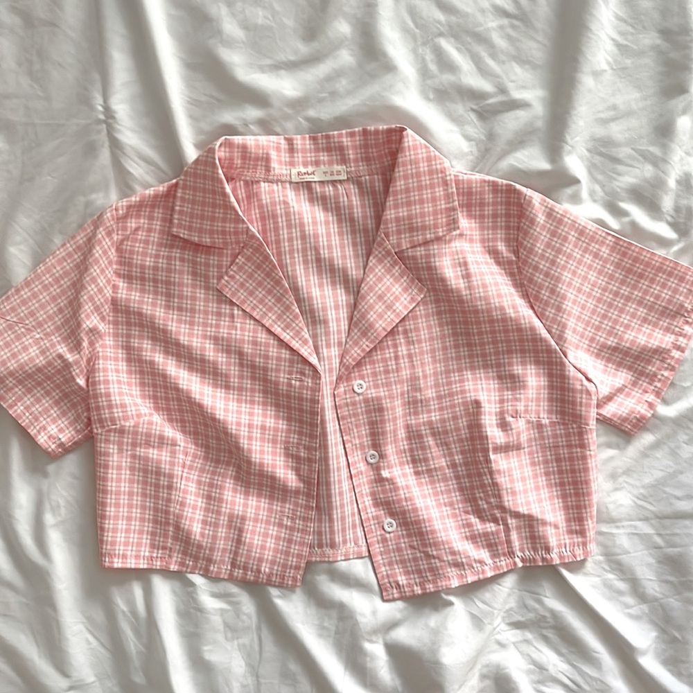 Romwe Pink and White Checkered Cropped Button Blouse with Collar